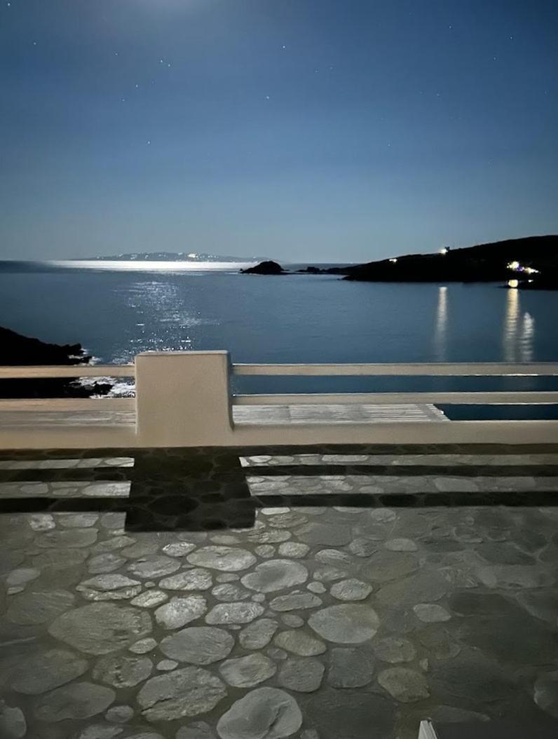 The South Breeze Caristo Exterior foto